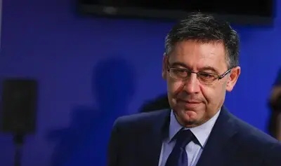 巴萨高层地震。巴托梅乌亲信停职，主席自身难保，竟是咎由自取