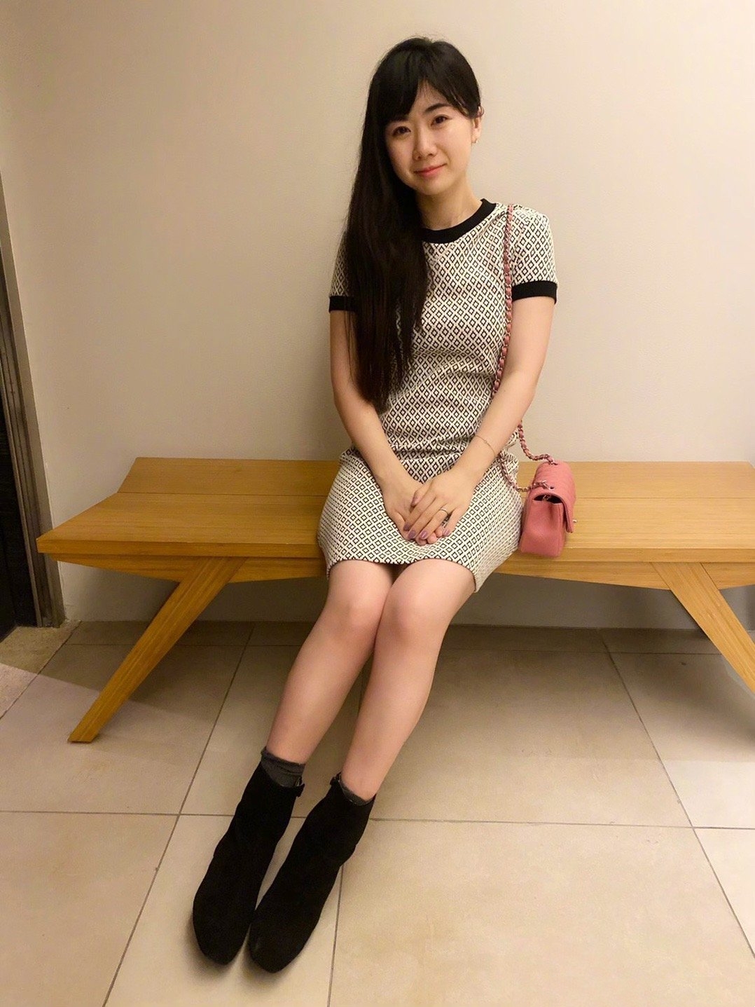 福原爱粉嫩裙装惊艳亮相,福原爱新恋情曝光与男友甜蜜逛街