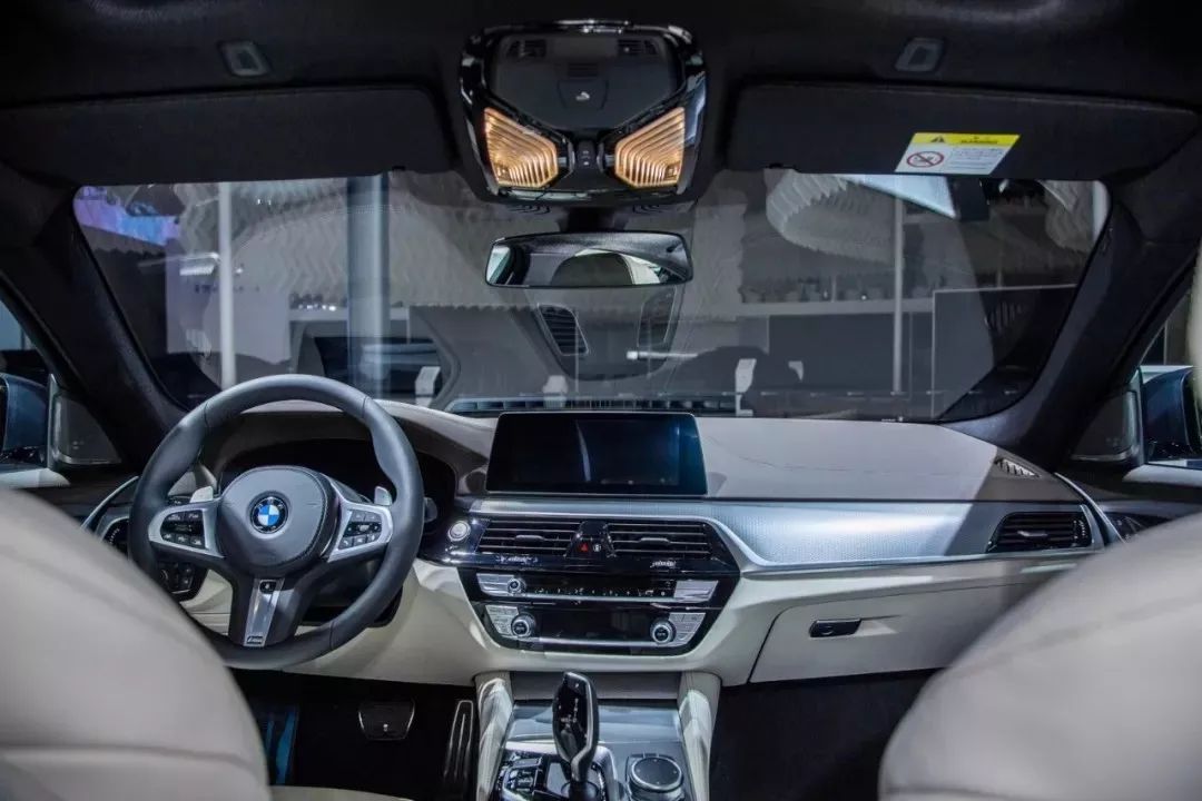 奔驰glccoupe2021款对比宝马x4,奔驰e300l宝马530li奥迪a6l怎么选