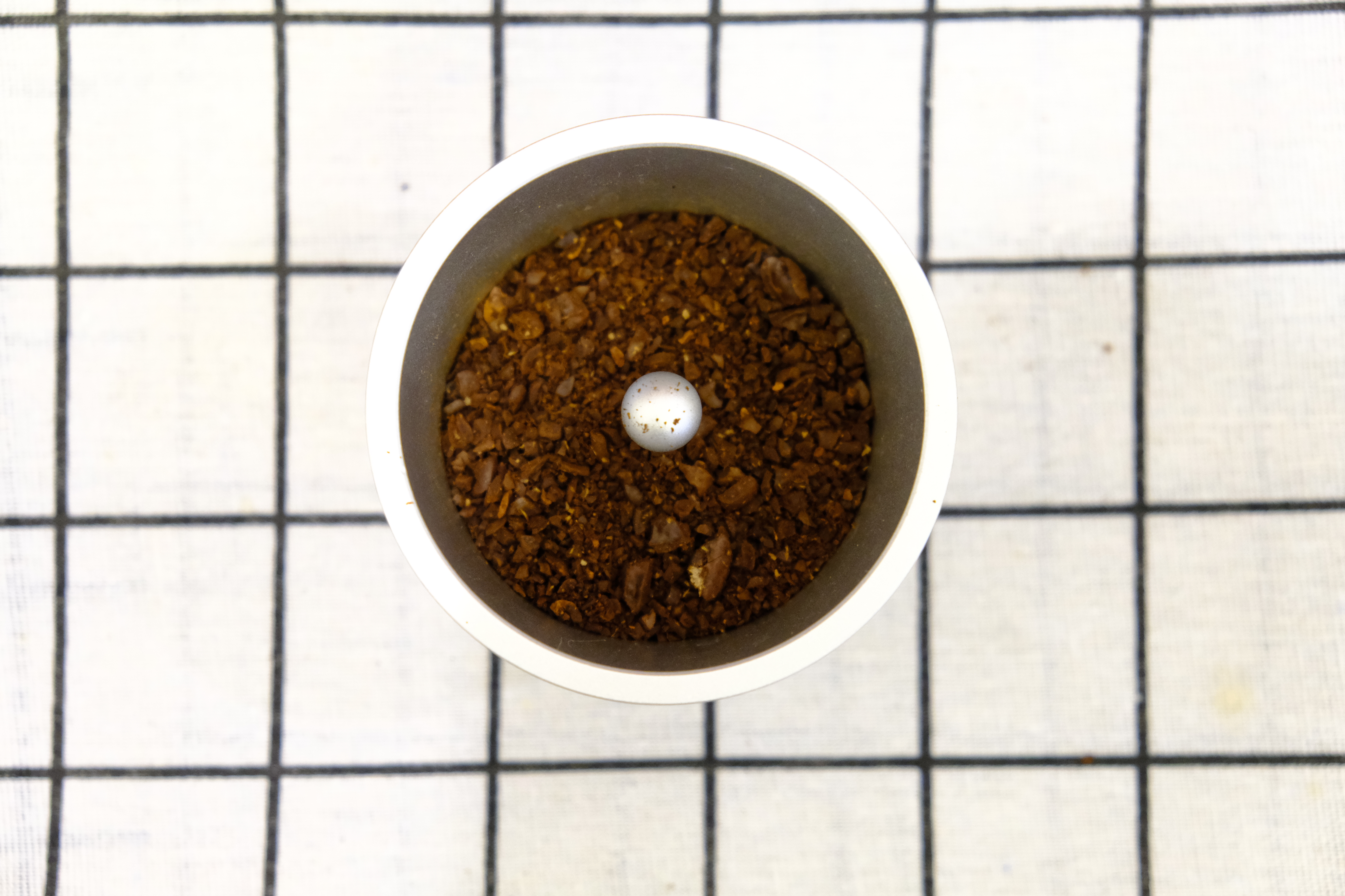 用磨豆机磨咖啡,用咖啡机可以磨豆吗