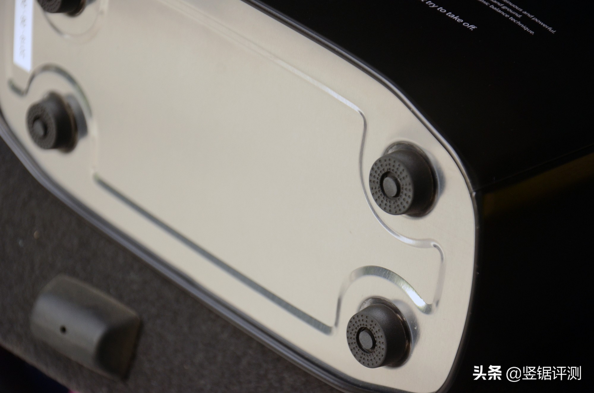 还在找人给汽车轮胎充气？小米70迈充气泵评测，方便实用