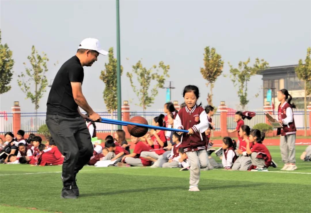 趣味运动会团结奋进,趣味运动会青春