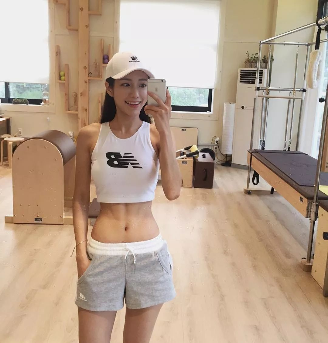 减肥普拉提和瑜伽哪个好,普拉提入门基本动作减肥