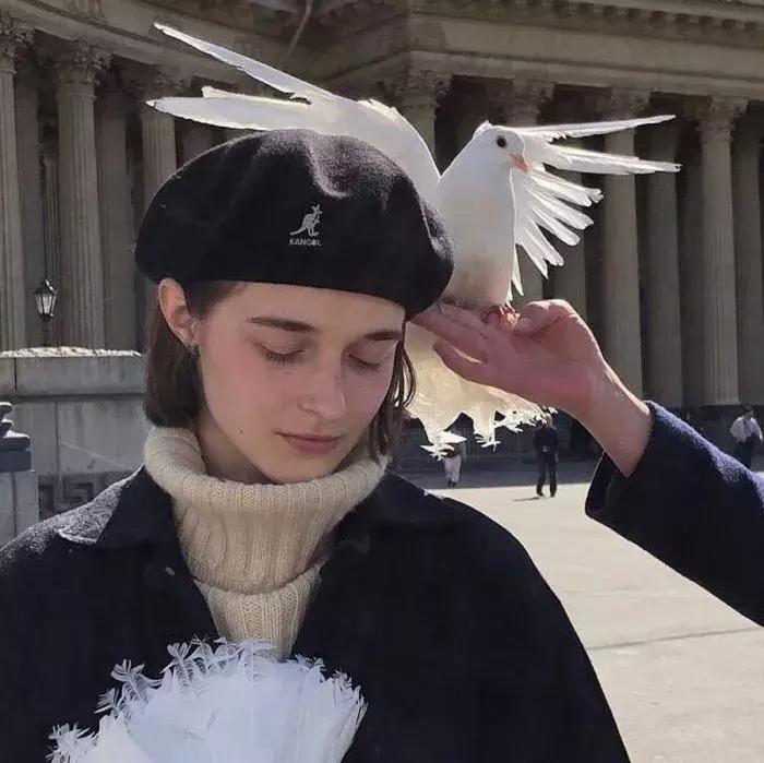 短发卷发怎么打理好看,不用打理又好看的短发