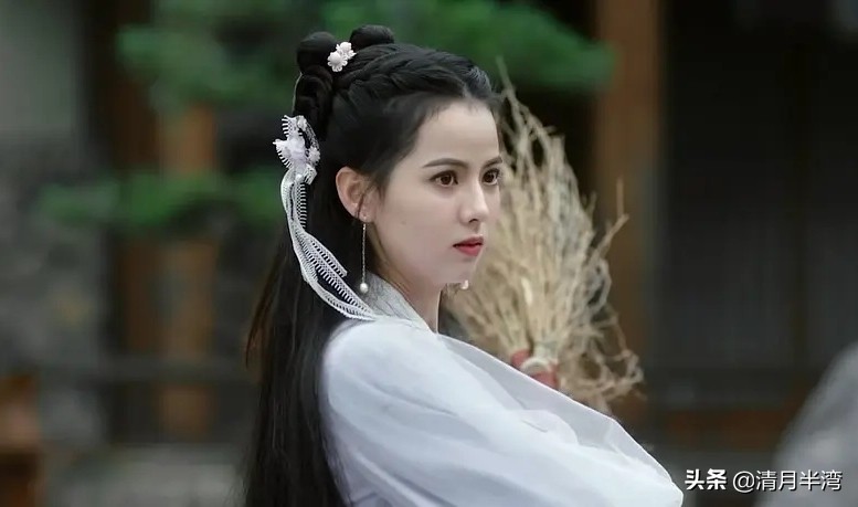 丑人不要再祸害古装了！能上*男美**榜的，只服这9位，个个剑眉星目