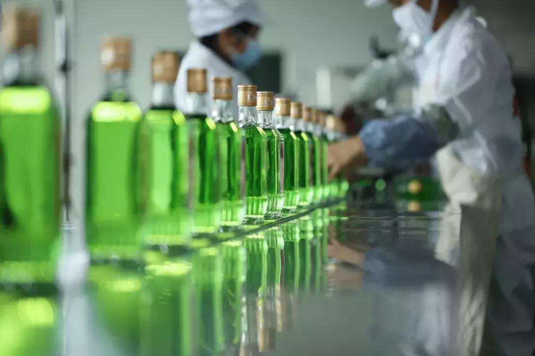 龙润集团招聘合伙人吗,龙润集团年会