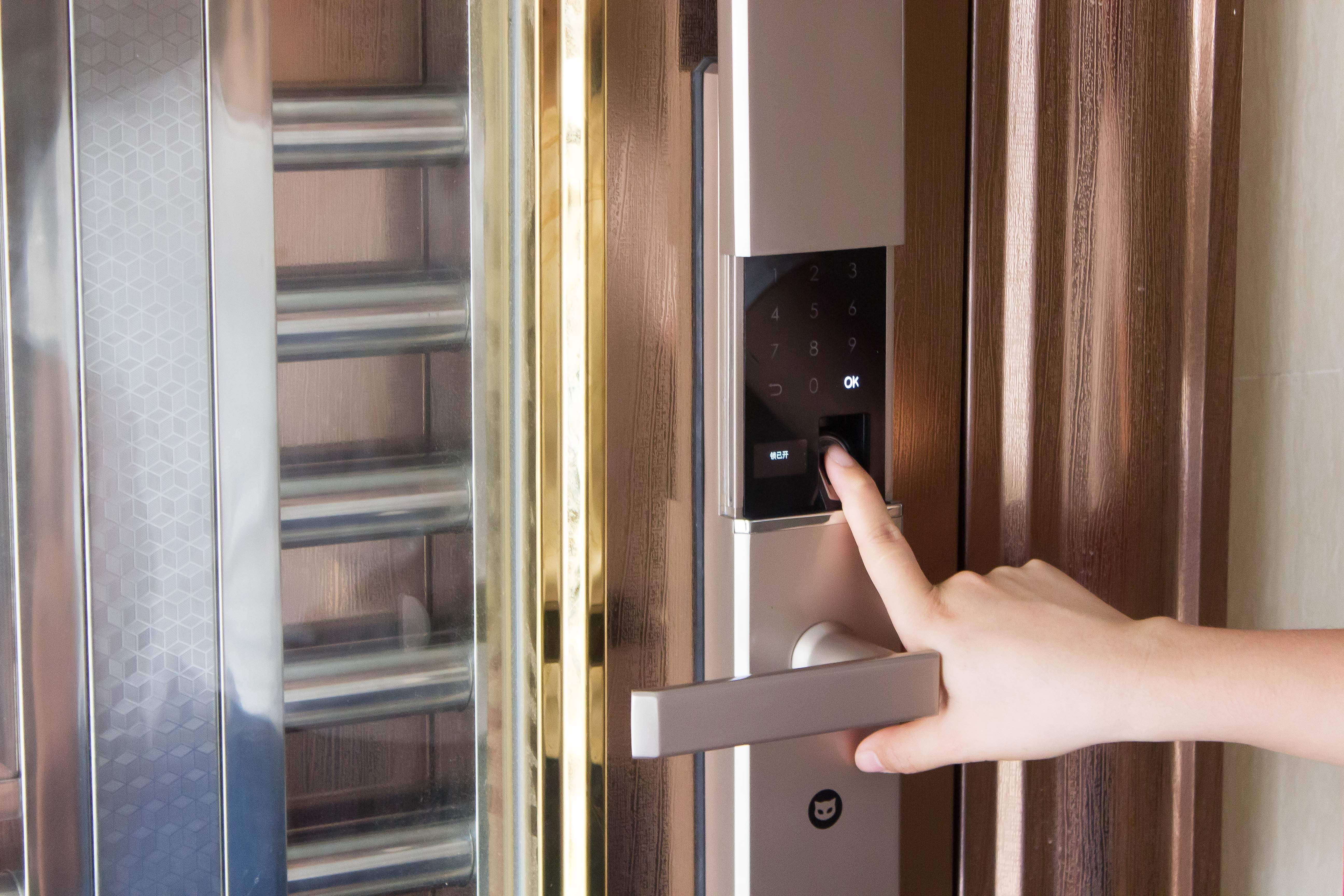 越来越多的人装指纹锁,越来越多的人做智能家居