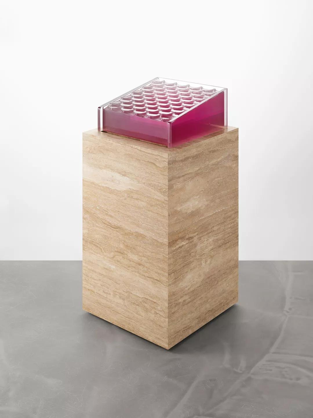 fendi秀场许愿池,fendi的设计灵感