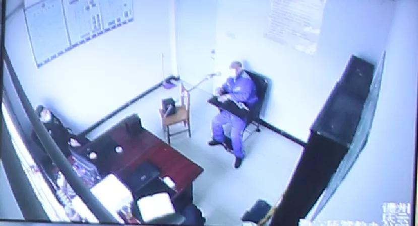 别嚣张！强行闯入派出所带走对方当事人？多名黑老大栽了！