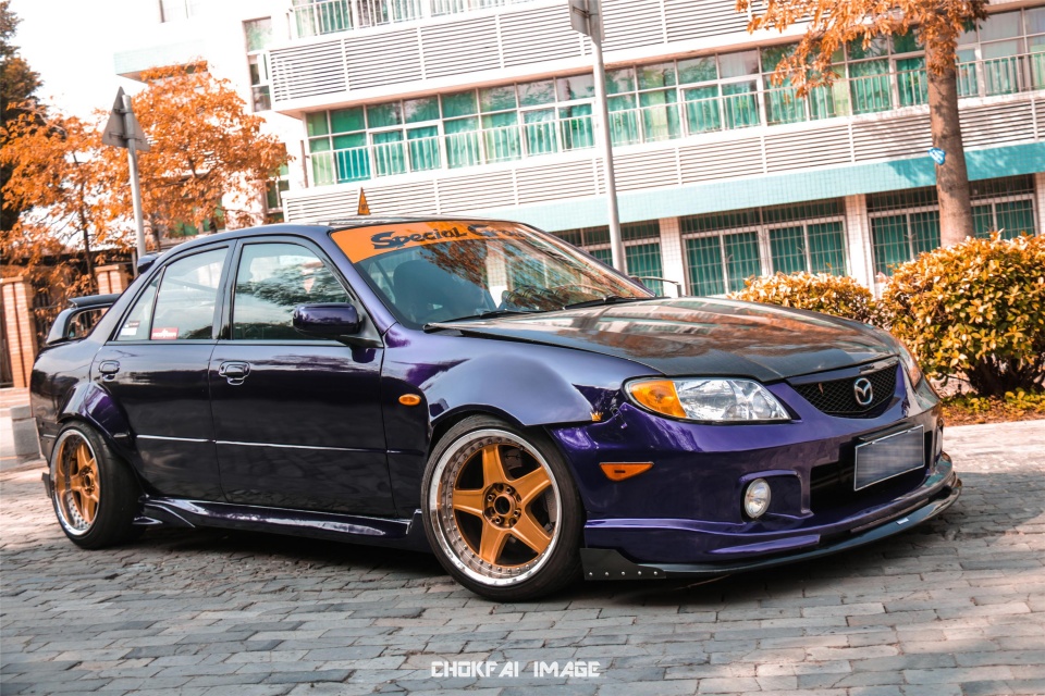 几几年的马自达323最好看,亲手打造超级车