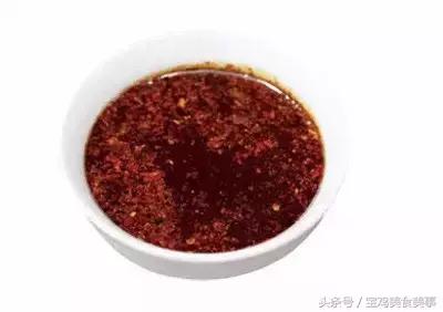 要想凉菜拌得好秘制酱汁少不了,如何调制出粘稠的凉菜酱汁