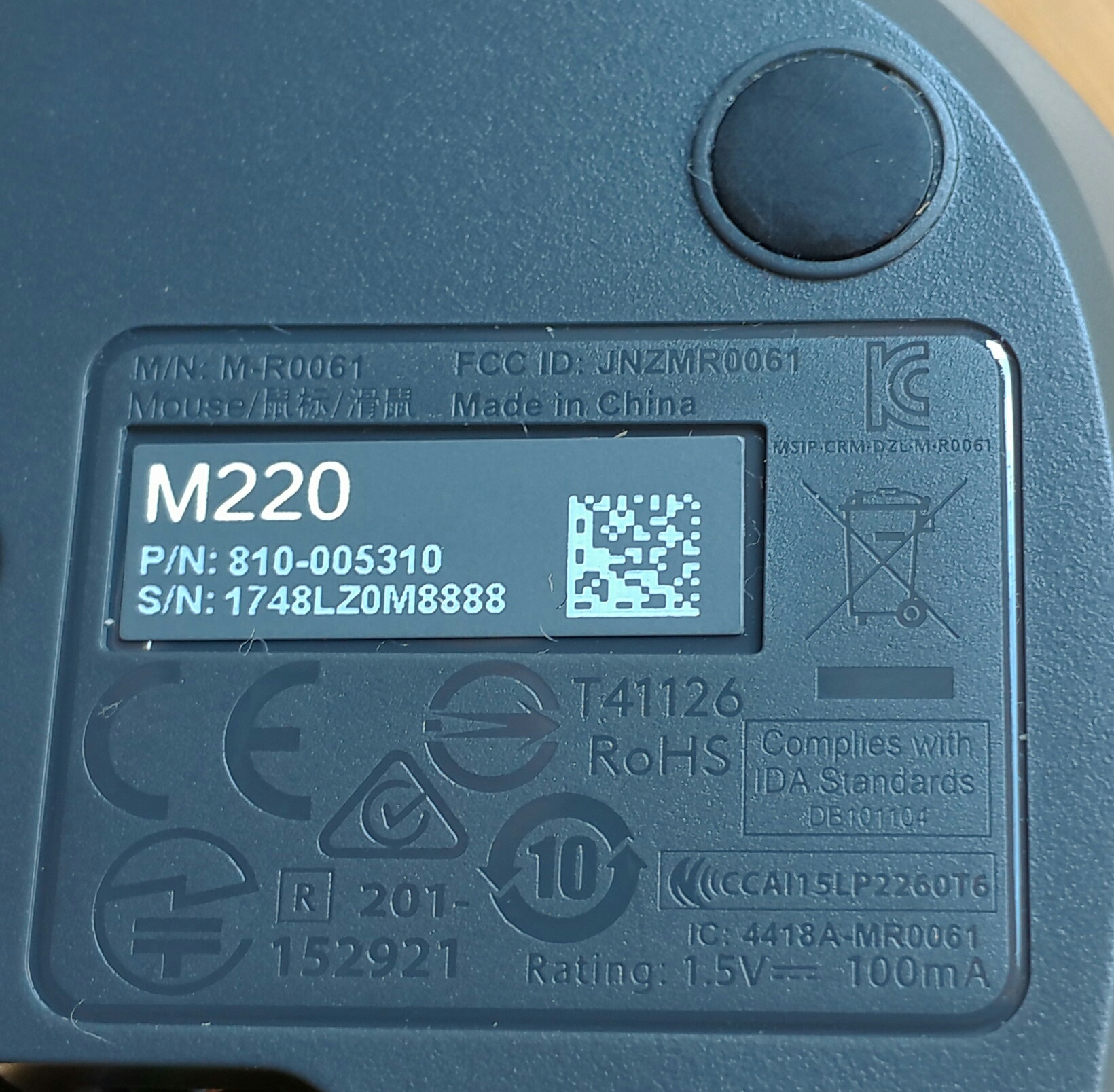 拆罗技无线鼠标的方法,拆一个全新的罗技m220无线鼠标