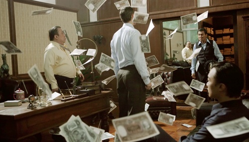 揭秘销售“高档”*子烟电**、化妆品年赚900万的套路