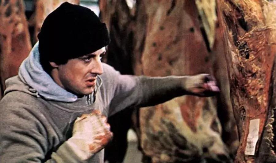 男士墨绿色帽衫怎么搭,不只有黑白色的男生穿搭