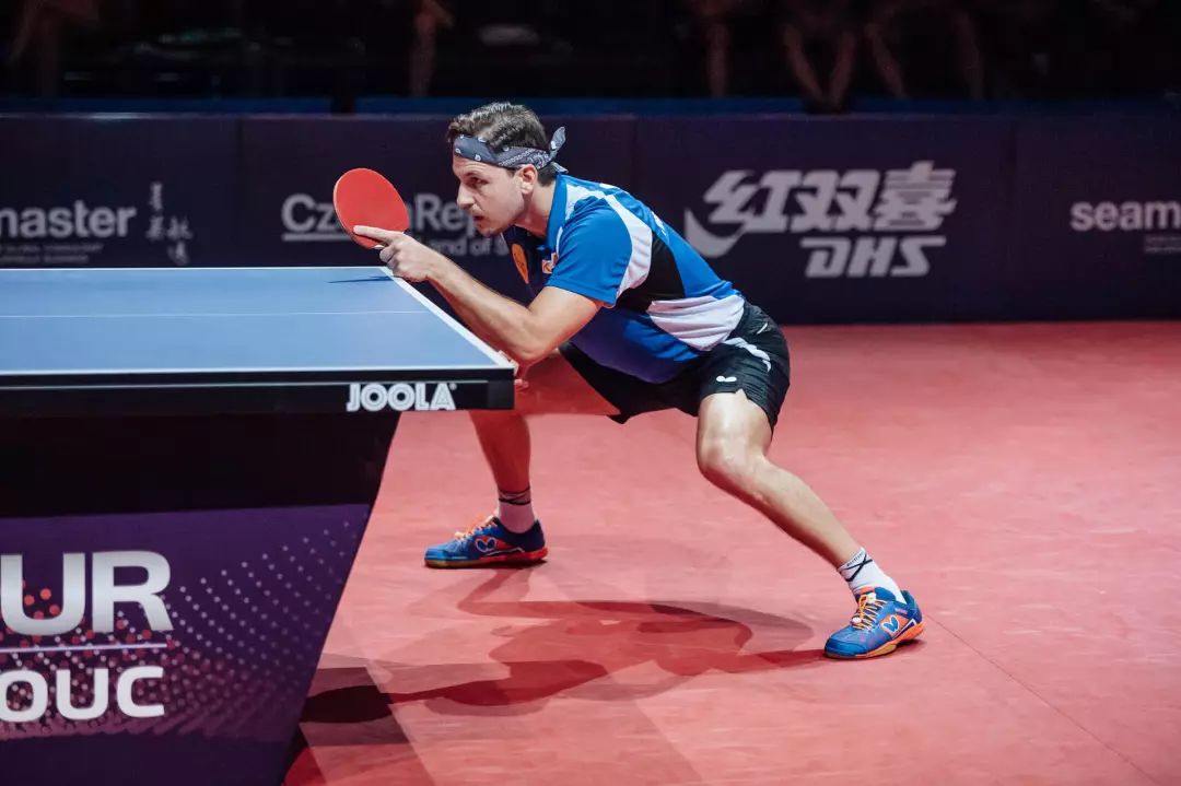 这四双顶级跑鞋你选哪个,打乒乓球推荐的球鞋