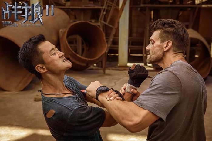 红海行动和战狼2是真实题材吗,红海行动和战狼2的对比