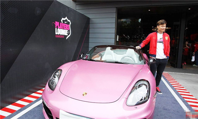 国足座驾vs明星座驾,国足球员座驾让普通人羡慕