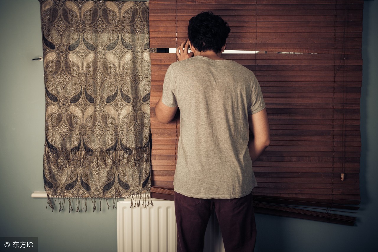 长篇故事《楼上的高跟鞋》胆小勿入！