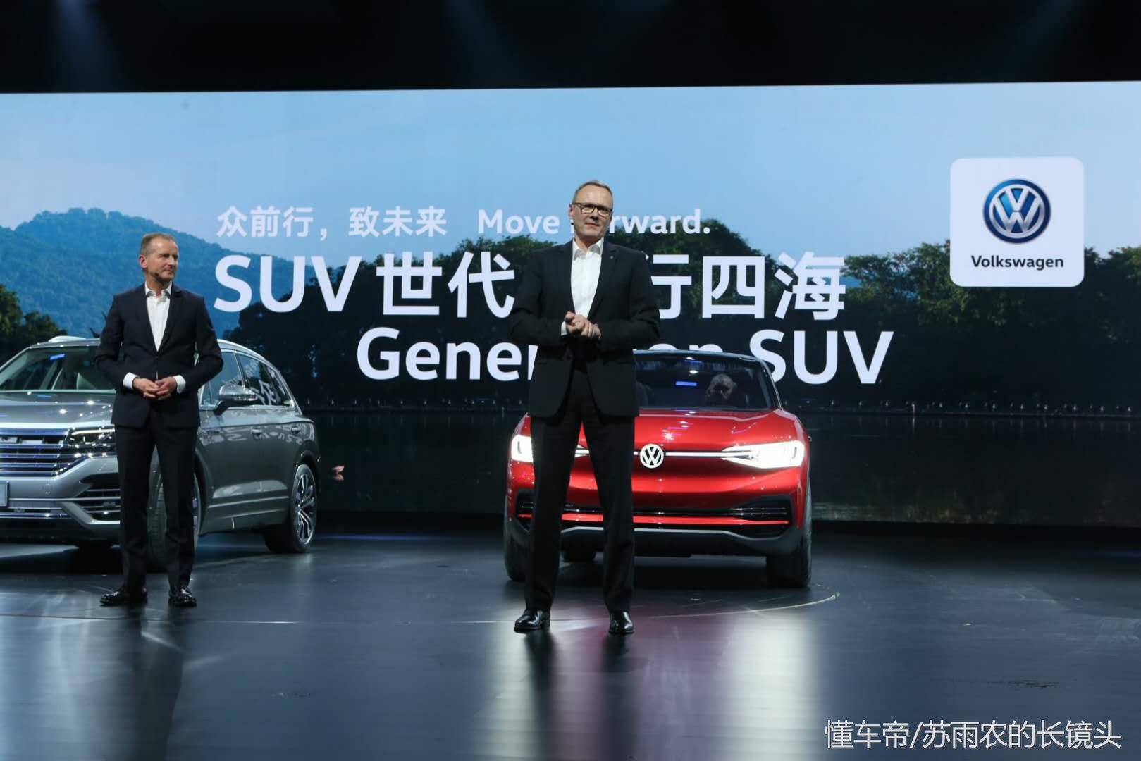 全新途锐四座版,试驾大众suv途锐v8