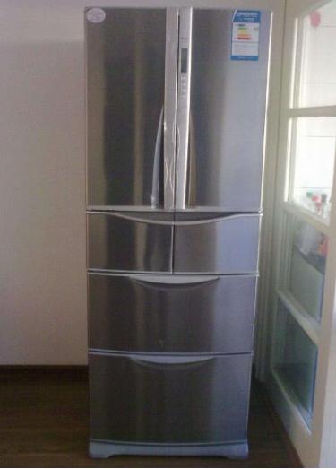 双开门冰箱和四开门冰箱哪个好,冰箱买双开门还是十字对开门