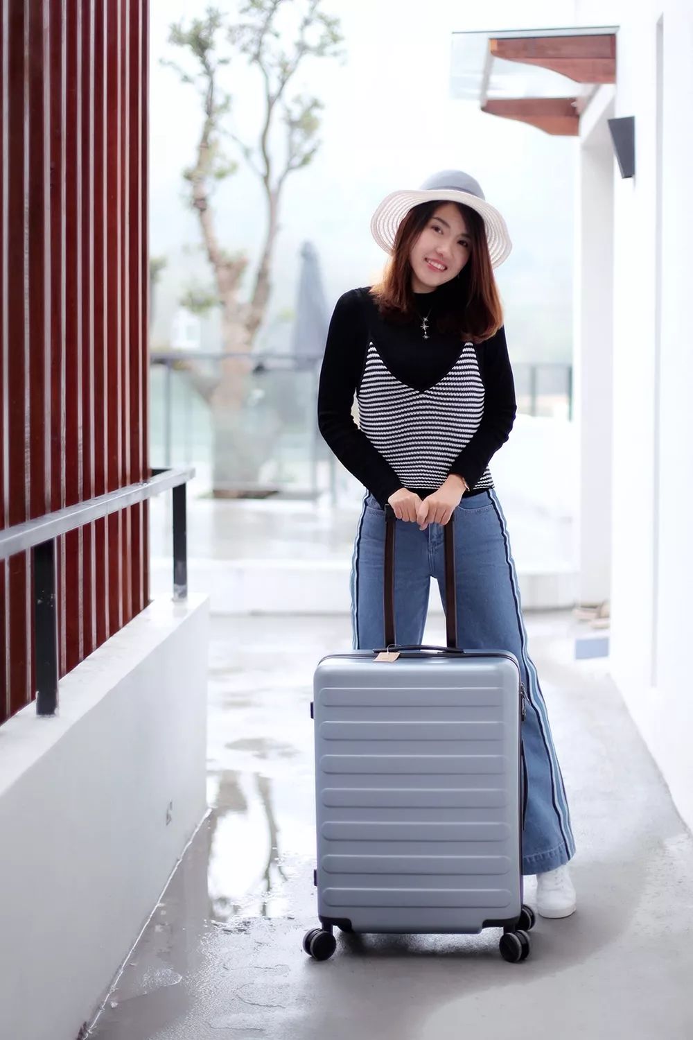 住进莫干山下的“鱼缸”，