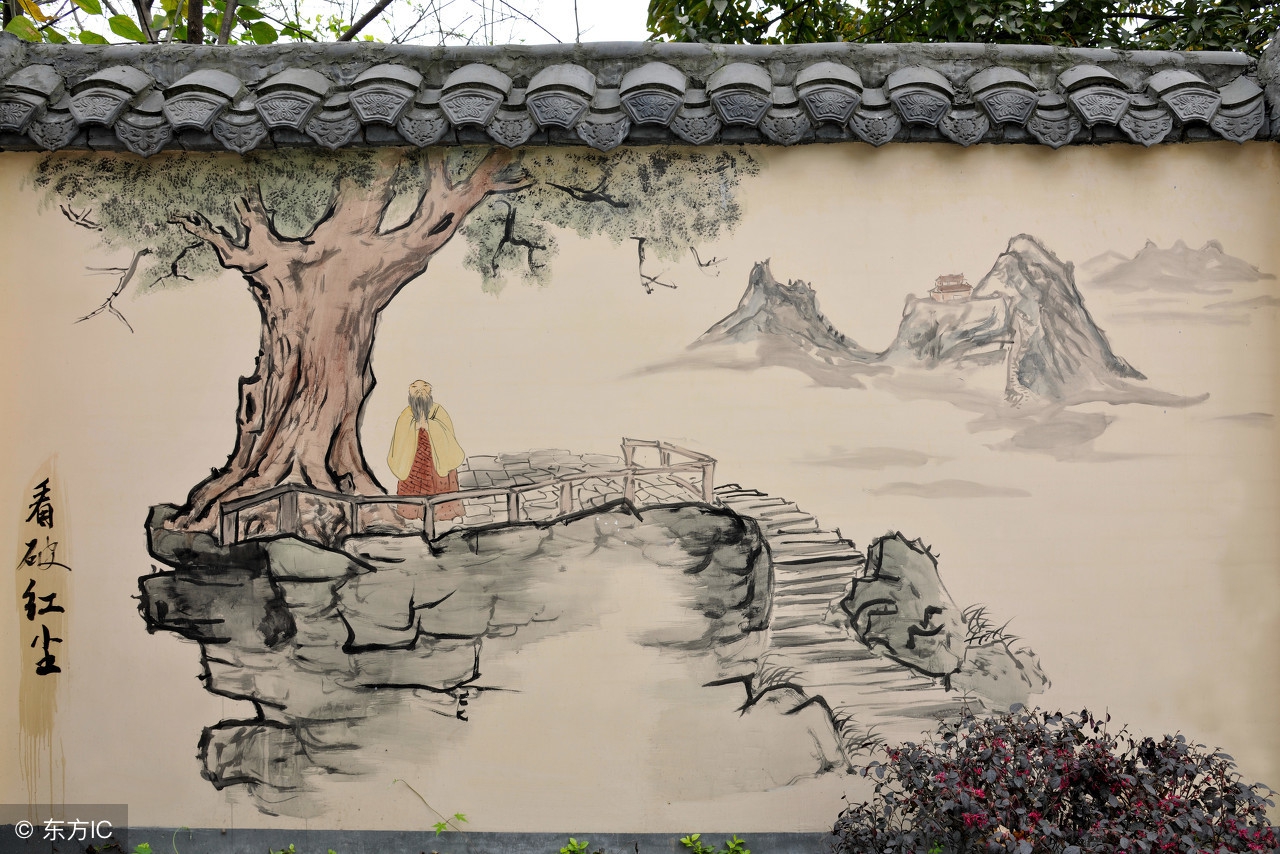 踩着碎碎的感伤，闭上眼帘，记不起你完整的笑容