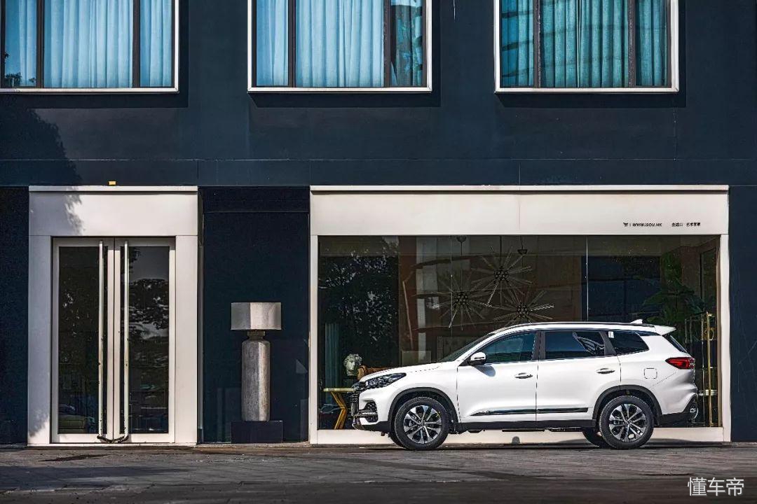 奇瑞瑞虎8新款有哪些过人之处,奇瑞瑞虎8是怎么做到这么轻的