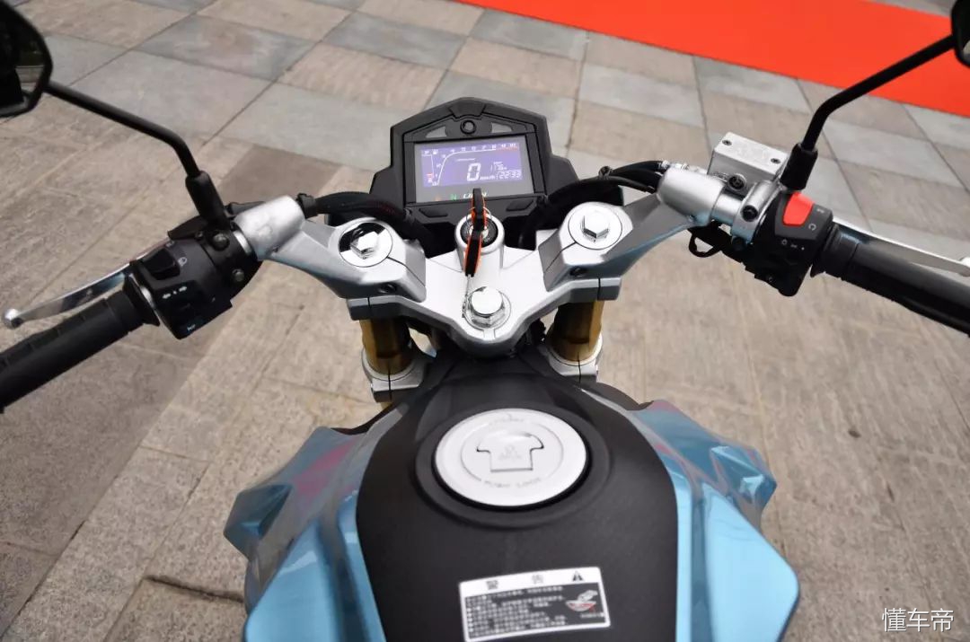 力帆kp250摩托车评测视频,力帆kp250评测视频