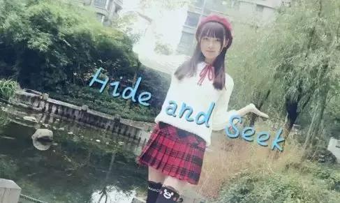 B站上市，邀请了着8位UP主敲钟，宅上人生巅峰。