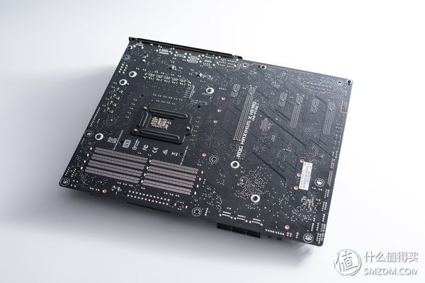 电影头号玩家里的大神都在用开放式主机，你还在用传统电脑？