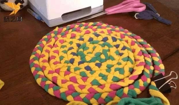 旧衣服编织坐垫花样大全,旧衣坐垫编织教程