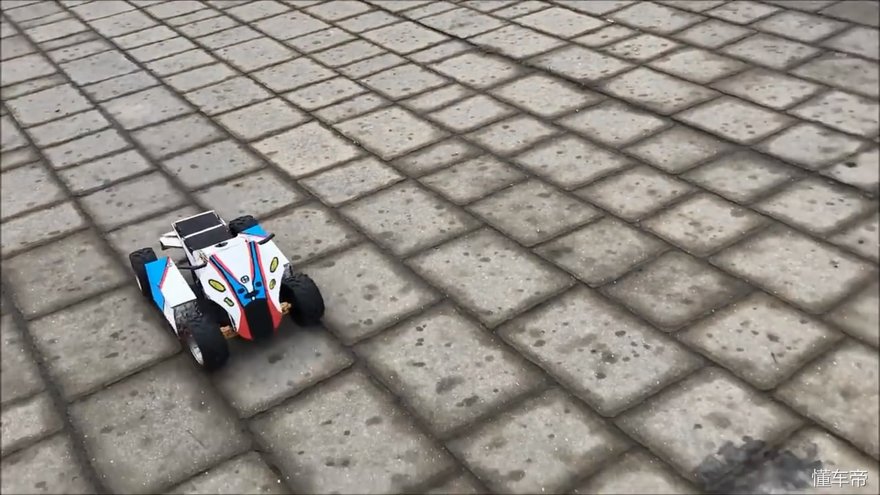 用沙滩车发动机做小型摩托车,制作沙滩车四轮