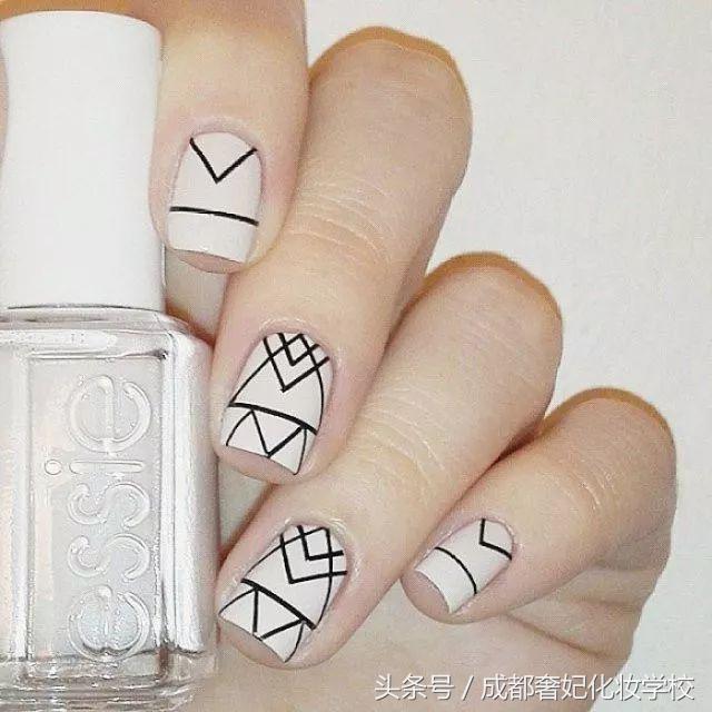 简约中国风几何图案,美甲简单大方又好看款式