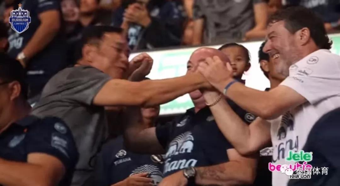 盘点：炼尸房边、大海之滨和群山环绕的泰国十大神奇球场