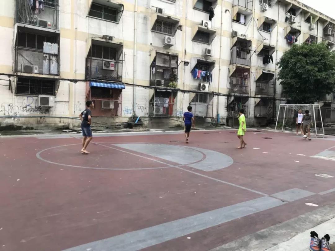 盘点：炼尸房边、大海之滨和群山环绕的泰国十大神奇球场