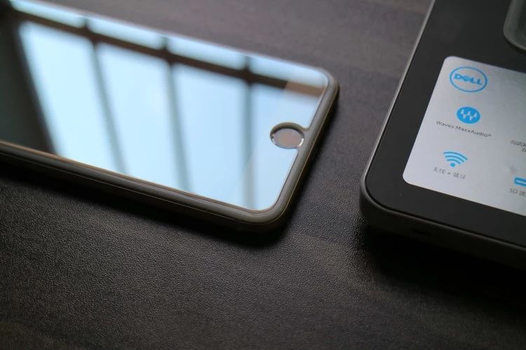 现在手机贴膜要贴什么样的才好,手机贴膜和不贴膜的优缺点