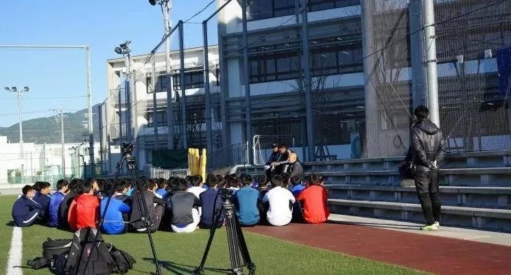 足球勋章,足球勋章设计