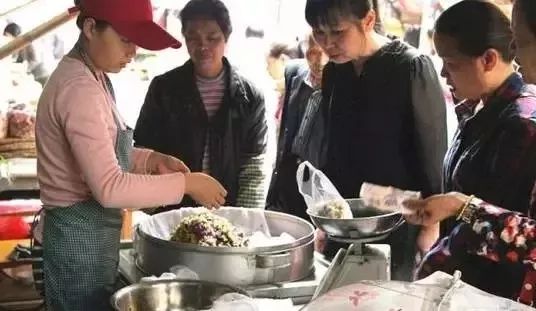 柳州螺蛳粉小城记忆,一碗螺蛳粉来一座城