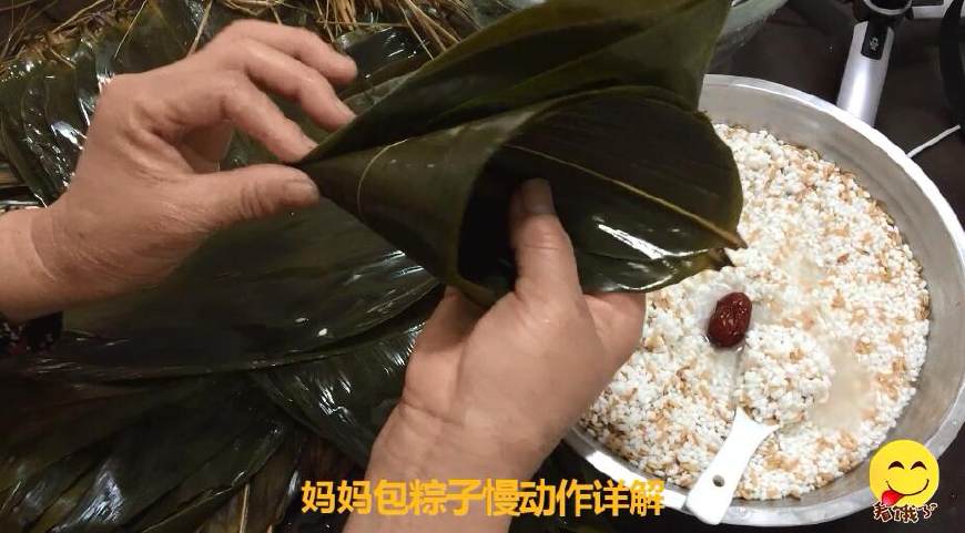 糯米粽子要不要泡,粽子糯米不要白色