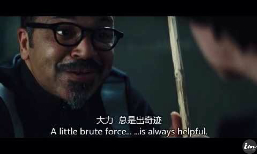 梅西踢球大挑战,大力出奇迹射门