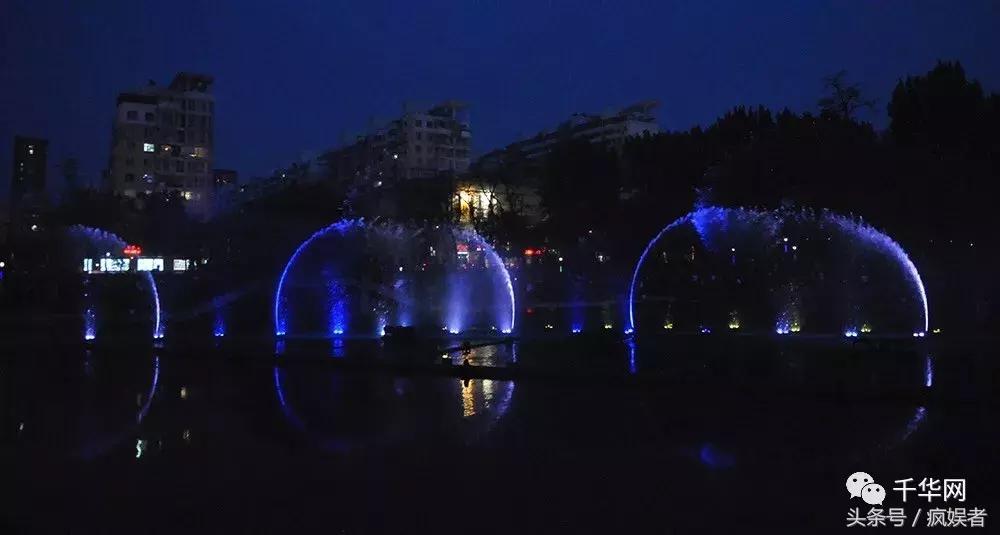 鞍山市府夏季喷泉时间,鞍山湖音乐喷泉