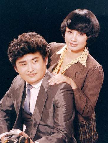 恩爱如初的十对明星夫妻,颜值最高的明星夫妻低调恩爱26年