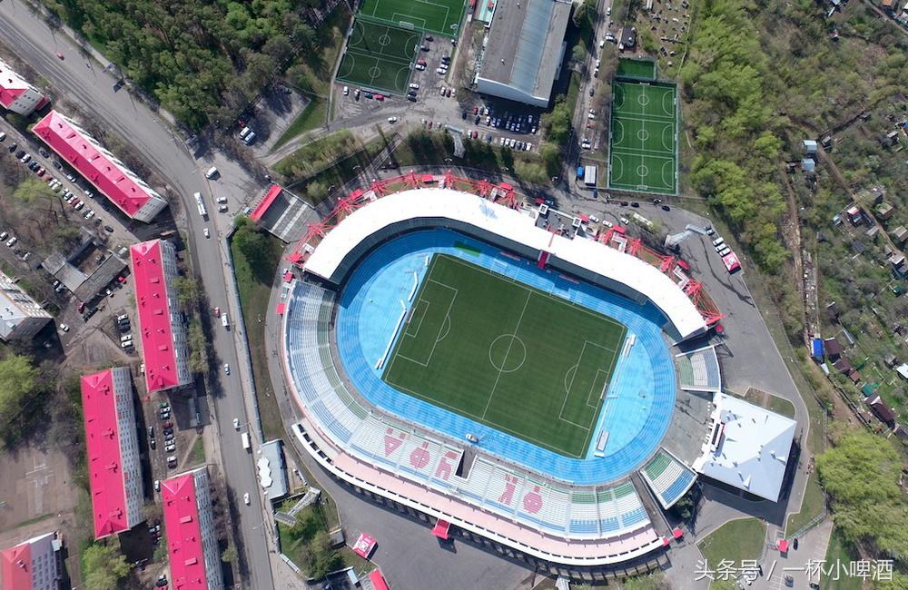 来自“熊”的世界：战斗名族——俄超球场系列