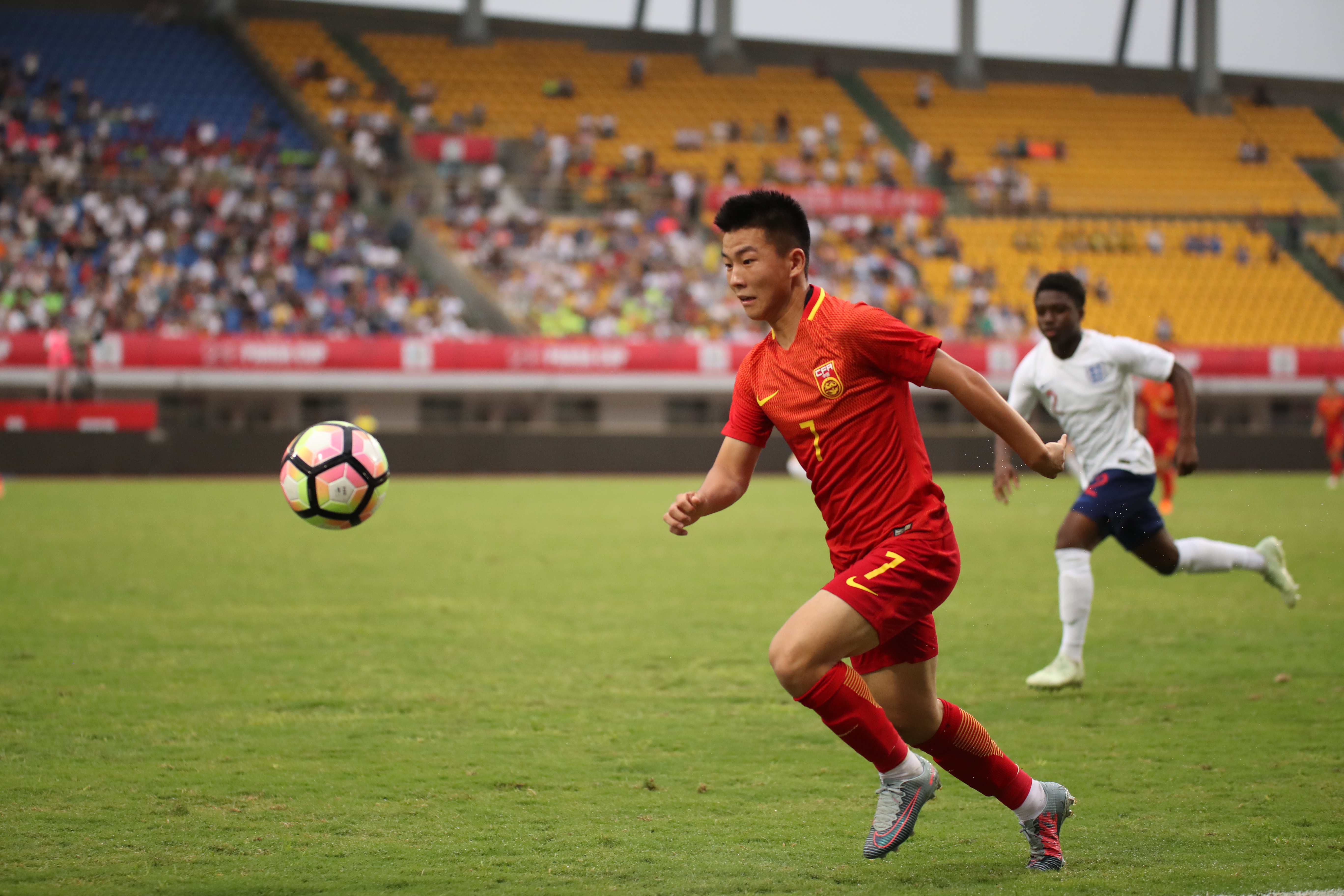 连克强敌——中国U19男足国家队提前一轮荣膺“熊猫杯”冠军头衔