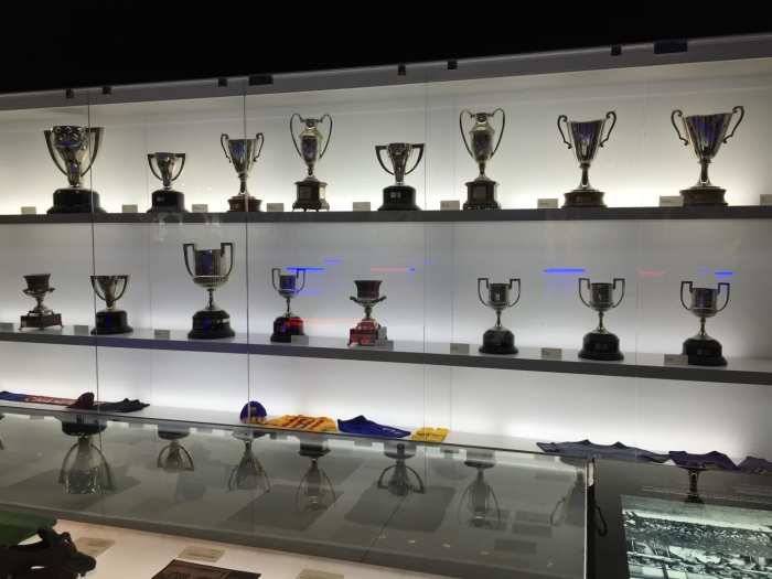 巴萨女足欧冠主场在诺坎普吗,巴萨主场诺坎普英文