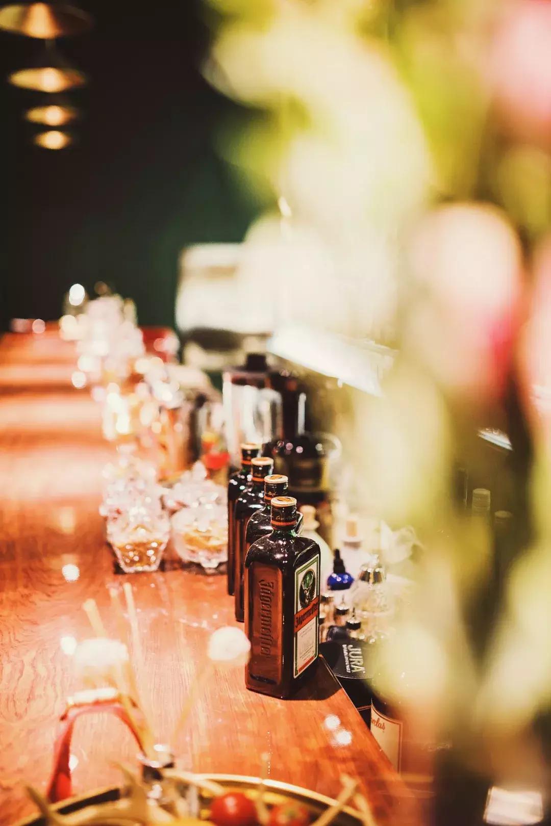 呼市24小时开的酒吧,呼市可以免费进的酒吧