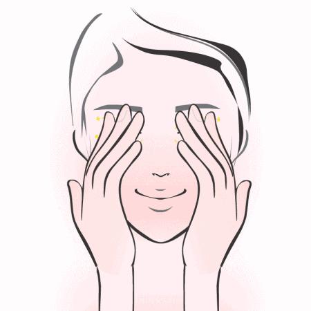 每天敷面膜女人,美女每天敷面膜