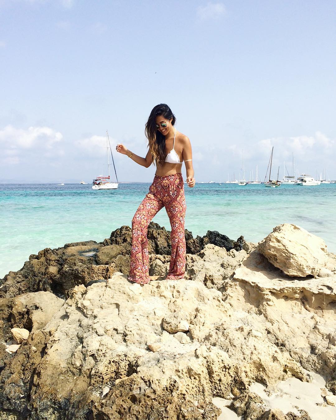 泳衣搭配紧身牛仔裤,休闲连体泳衣搭配紧身牛仔裤