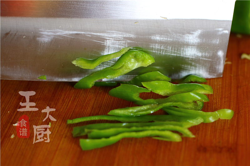 大头菜炒西红柿的营养功效,大头菜炒西红柿的营养价值及功效