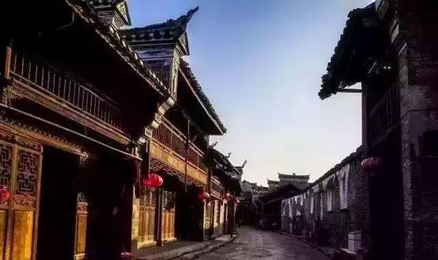 昆明国庆节假期自驾游攻略,五一昆明最适合去的地方